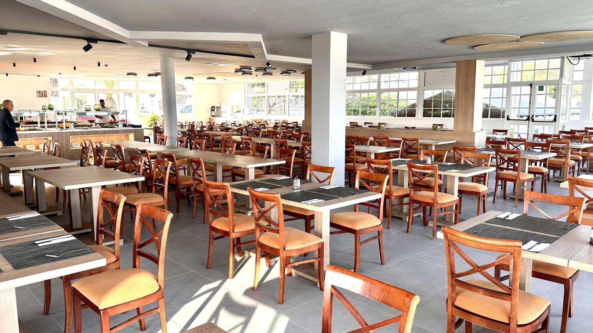 칼레타데푸스테 Caleta Dorada 아파트 호텔 외부 사진